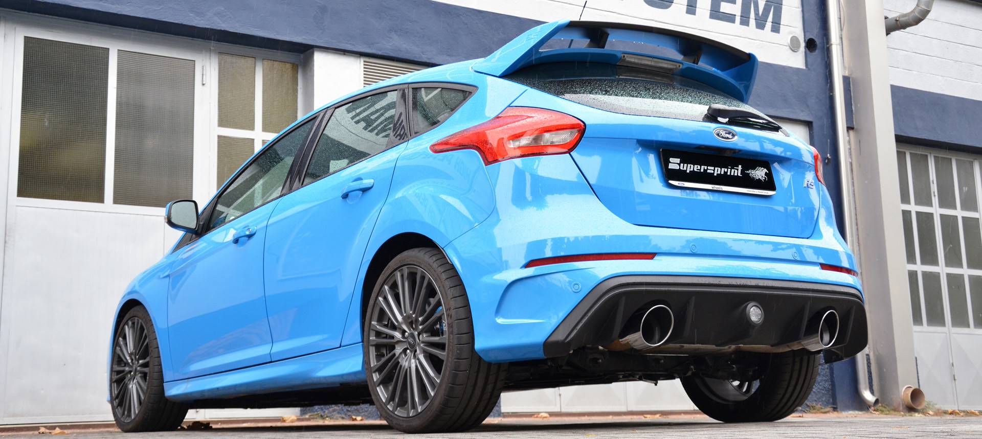 FORD FOCUS RS 2.3i Turbo 4x4 (350 Hp) sound con impianto di scarico completo Supersprint con valvola